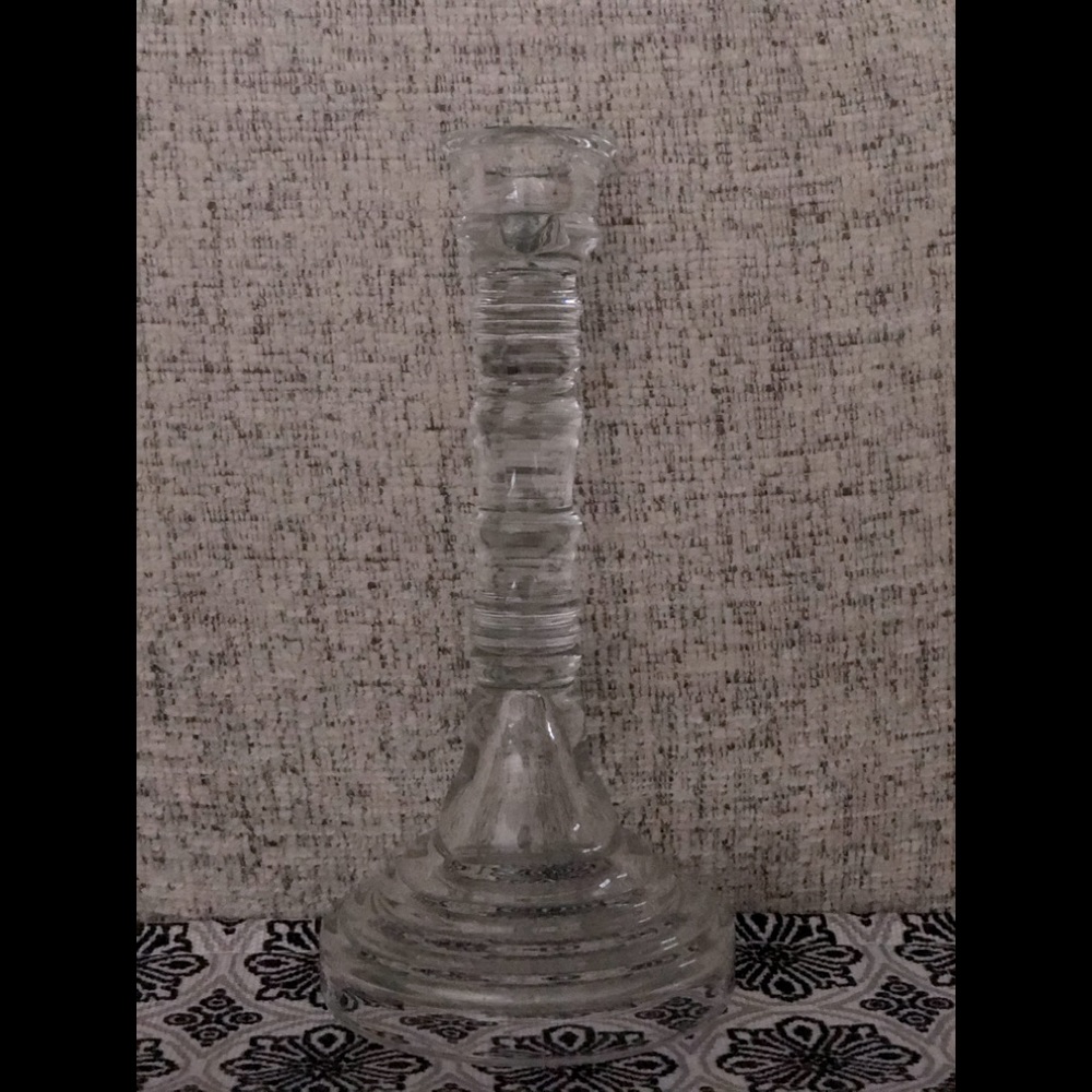 Candle holder